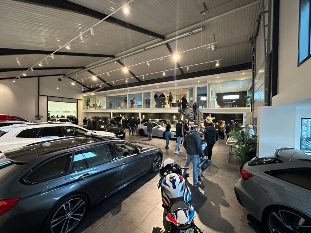 Bilhallen hos Autovision